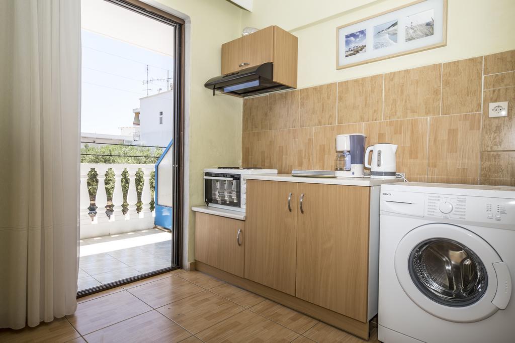 Park Apartment Paralia Dionysiou Esterno foto
